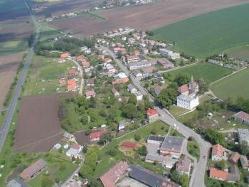 Všestary - letecký snímek